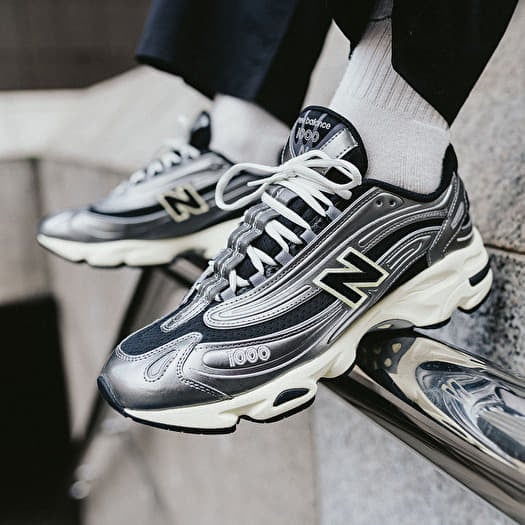 New Balance 1000