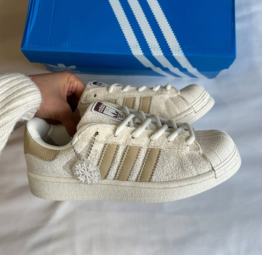 Adidas Superstar