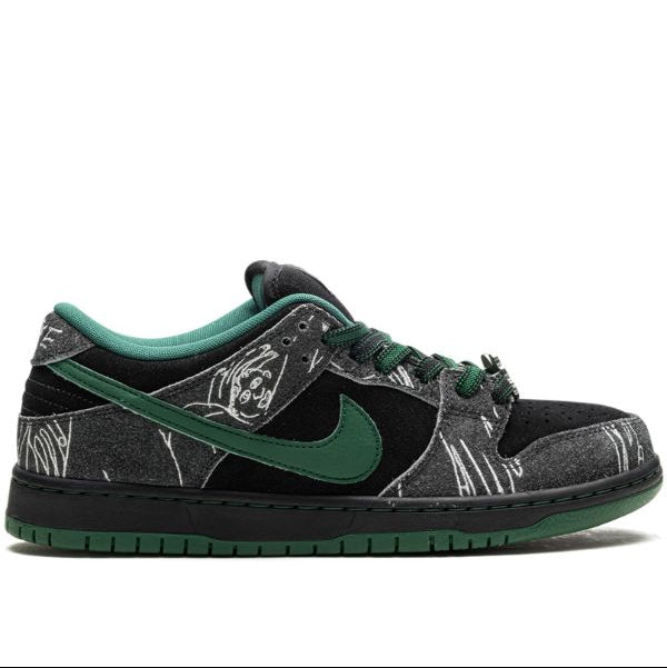SB Dunk Low There Skateboards