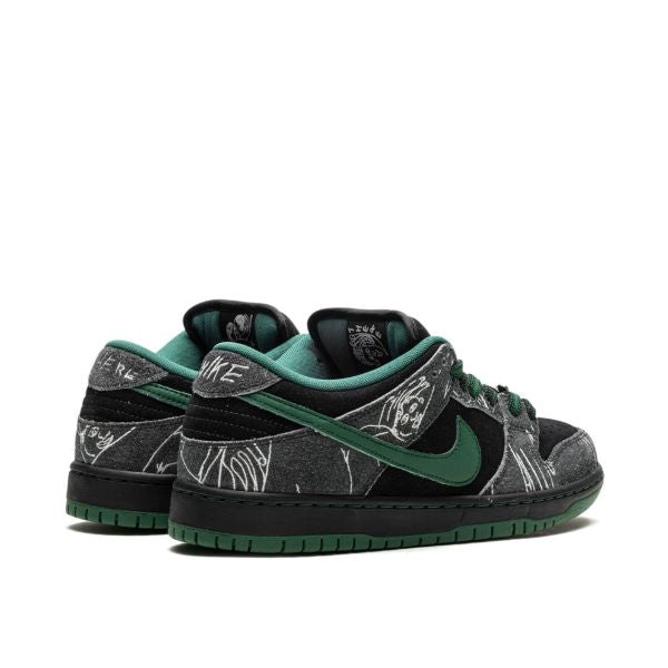 SB Dunk Low There Skateboards