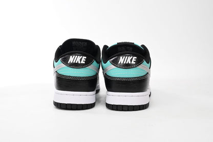 Dunk Low Diamond Supply