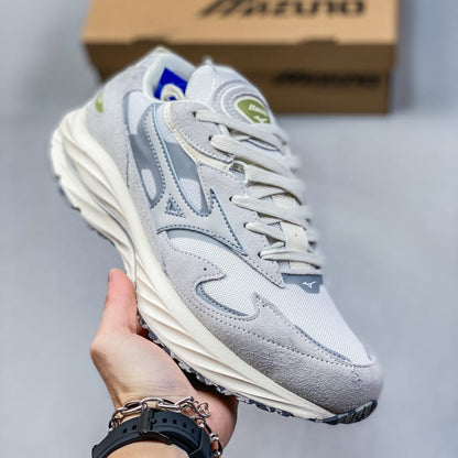 Mizuno wave rider beta