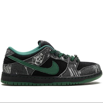 SB Dunk Low There Skateboards