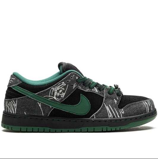 SB Dunk Low There Skateboards