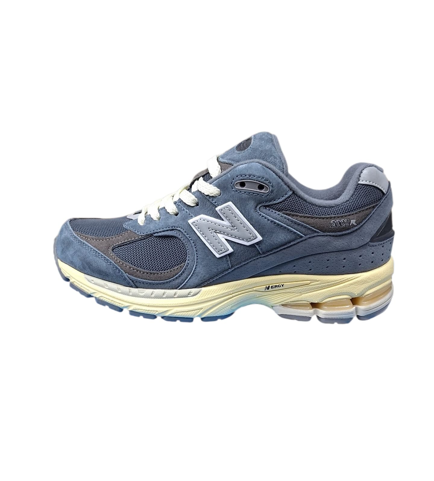 New balance 2002R