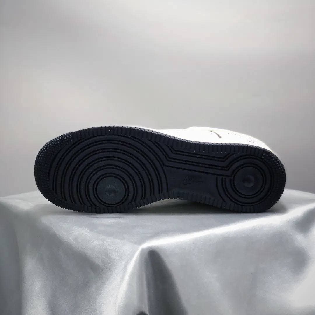 Air Force X Louis Vuitton - White