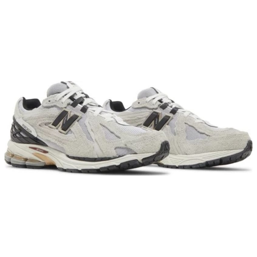 New Balance 1906R Metallic Silver Metallic Gold
